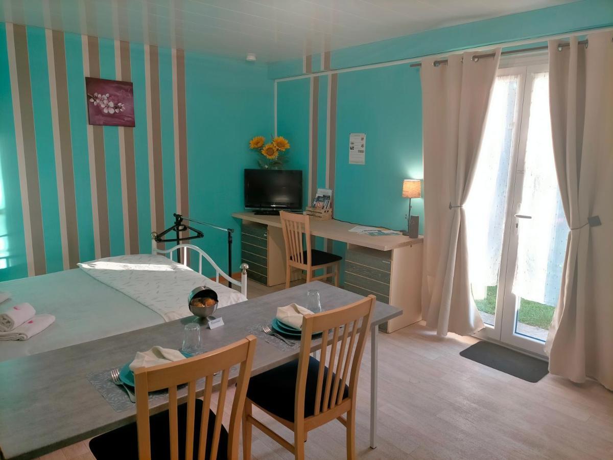 Studio " Tournesol " Au Coeur Du Berry Les Bordes Exterior foto